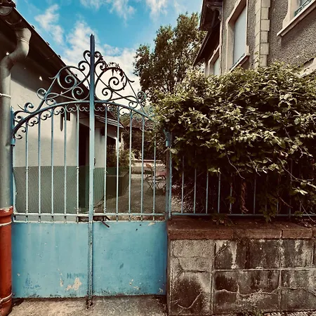 Le Nid De فيلة Cierp